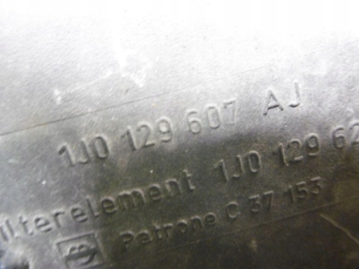 фото №6, Vw golf 4 iv корпус фільтра повітря 1,9tdi 1j0129607aj agr