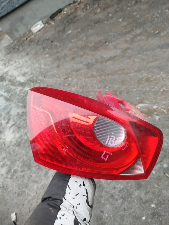 фото №1, Лампа права лівий зад seat ibiza 4 iv 6j4945095b