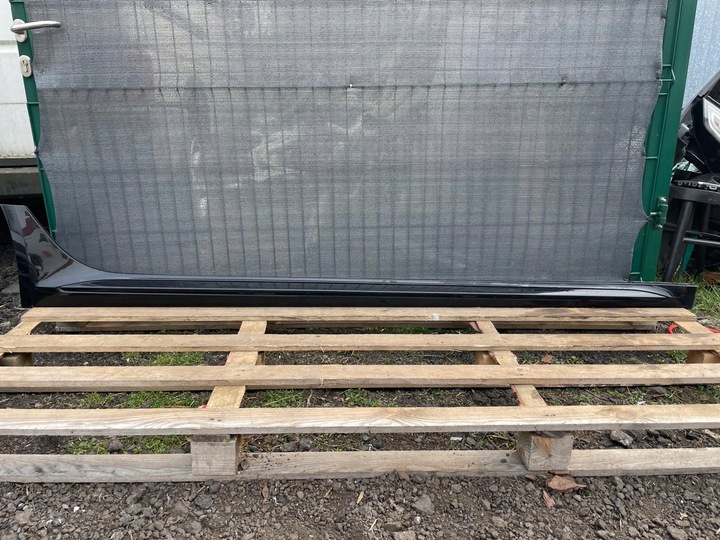 фото №1, Audi rs4 b9 планка порогова права 8w9853856c pń