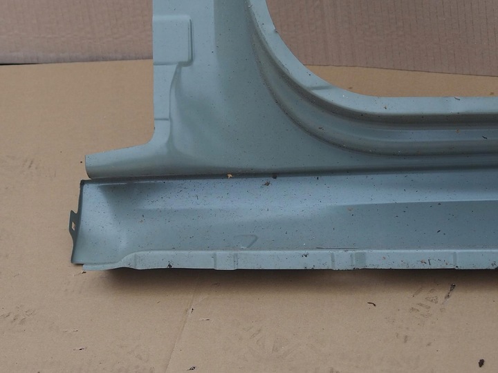 фото №13, Skoda octavia 3 iii обшивка поріг стійка праві 5e5