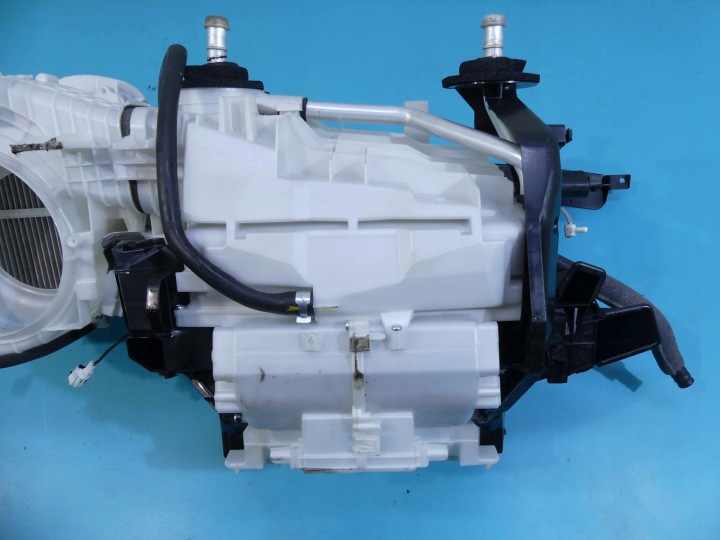 фото №13, Отопитель infiniti q50 i 13-17 27110 4gf0b, 150904-305-g, 27200 4gf1b