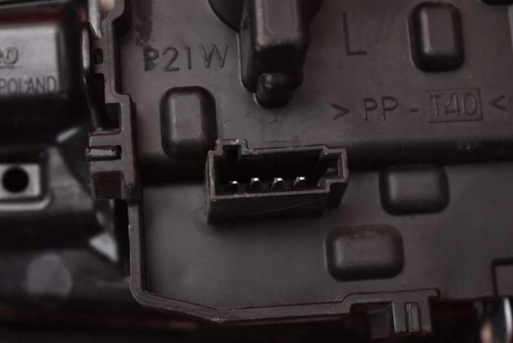 фото №9, Лампа левая зад задняя 39077378 opel astra 5 v k универсал 15-20