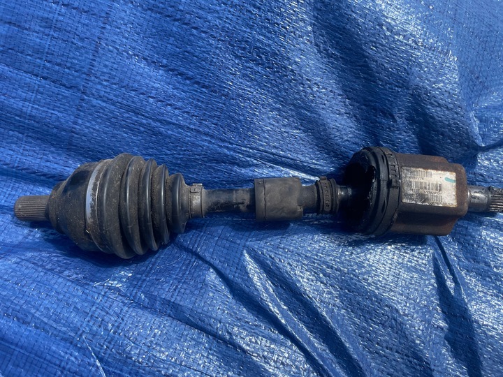 фото №1, Volvo c30 s40 v50 c70 2.5t полуось левая короткая автомат 30787776