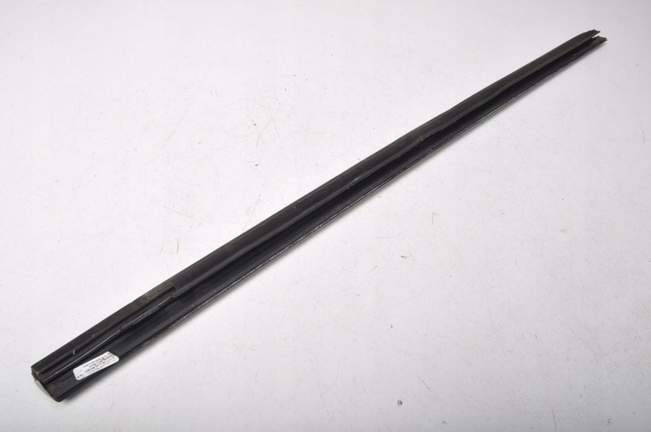 фото №7, Mercedes x117 w117 планка дверь левая перед