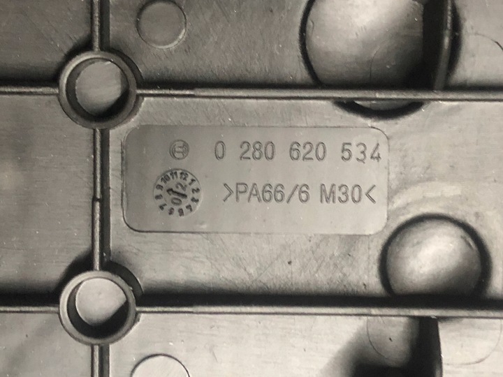 фото №7, Alfa 147 1.6 кришка двигуна