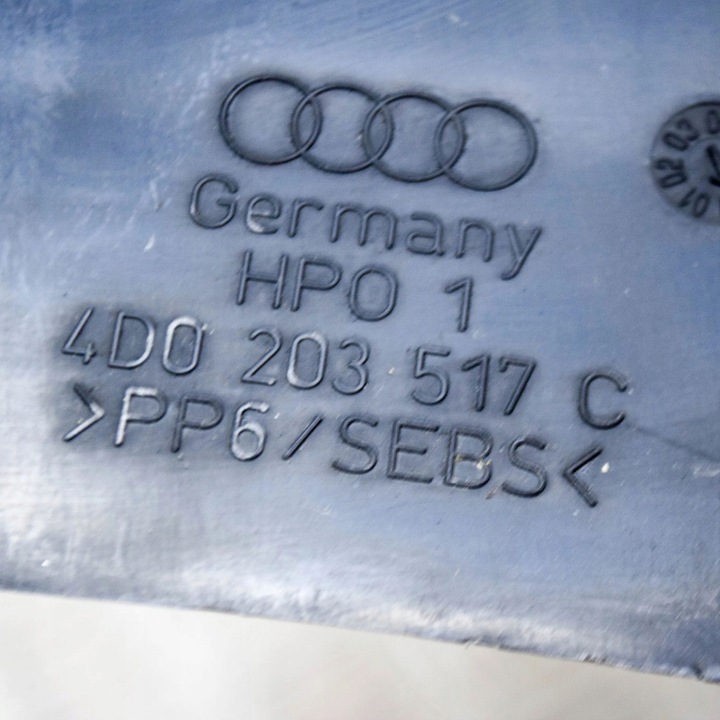 фото №6, Audi a8 s8 d2 4d 2000 заборщик / канал воздуха интеркулер