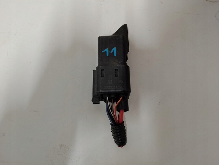 фото №3, Реле свічок розжарювання bosch 0281003038 038907281d