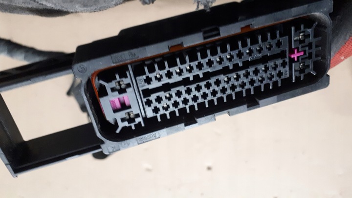 фото №7, S6 c7 4g штекер насоса тормозной 4.0 tfsi s7 4g