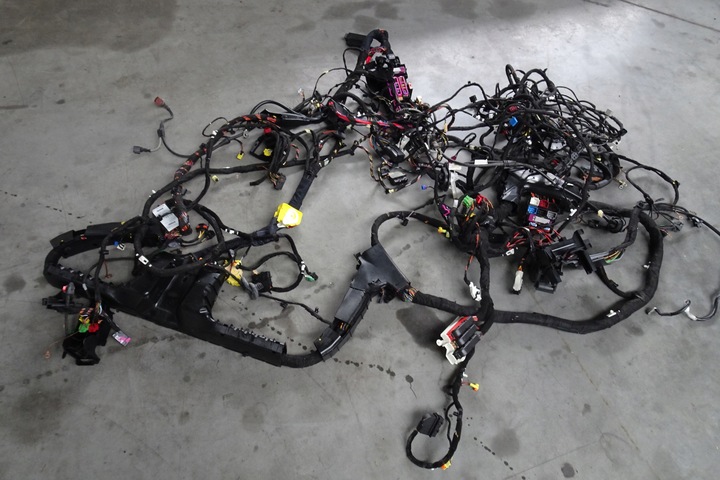 фото №1, Audi a6 c7 - жгут установка новая