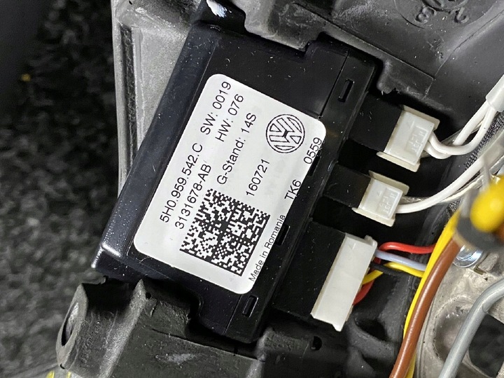 фото №7, Vw golf viii 8 gti руль кожаный мультифункция лепестки 5h0959542c