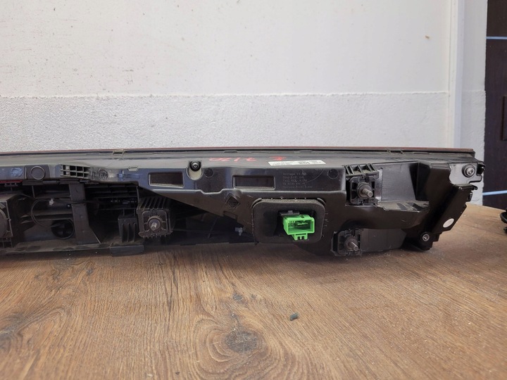 фото №11, Audi q8 2018 4m8945095t з задній лампи задні