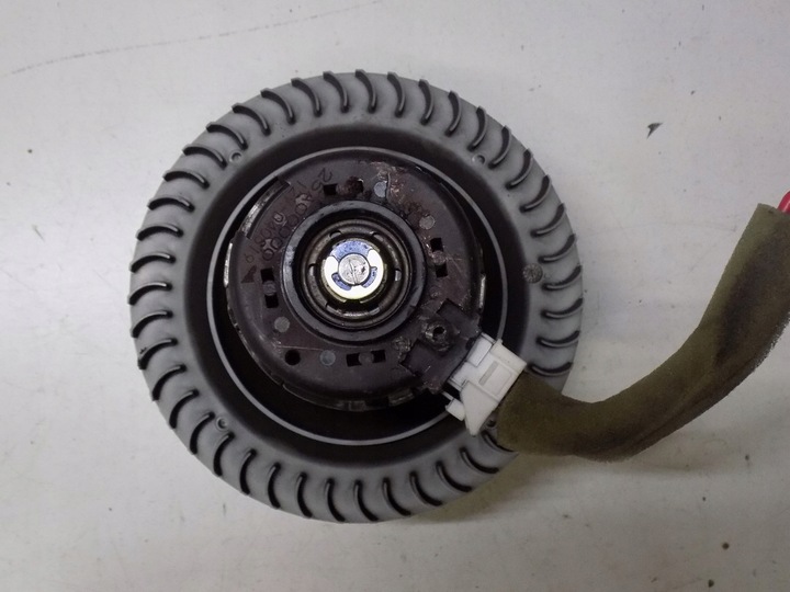 фото №9, Nissan x-trail t30 2.5 воздуходувка вентилятор воздуховод