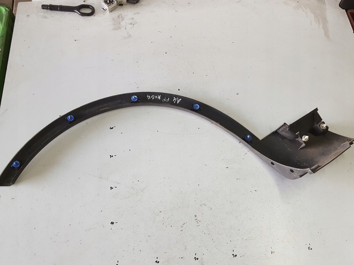 фото №2, Ford kuga mk1 08-12r планка крыльев правая перед