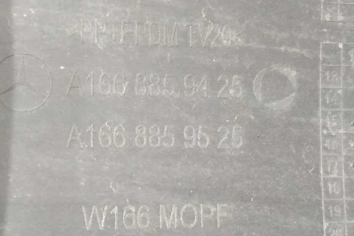 фото №11, Бампер задній mercedes-benz gle w166 1668859925 4.7l бензин 335kw 2017