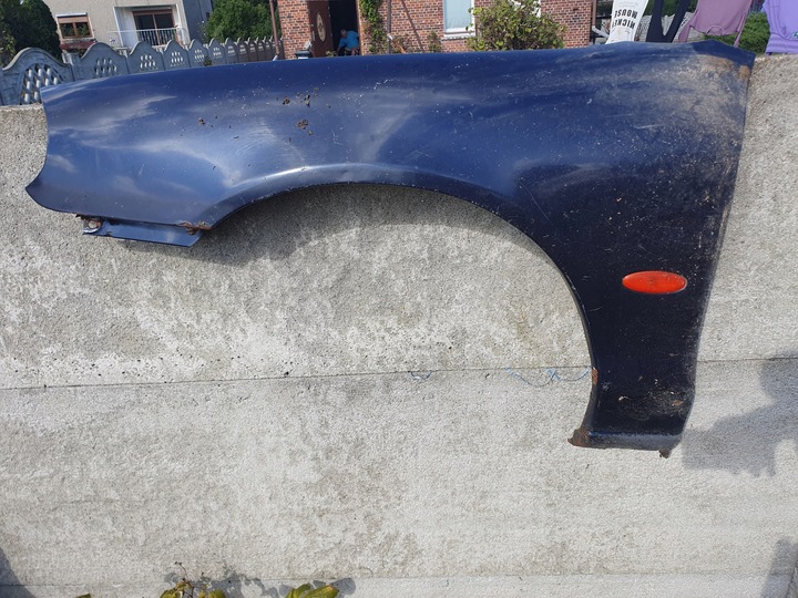 фото №8, Крило праві перед переднє vw golf ii ma wgniecenia rdzę отвори na штука.