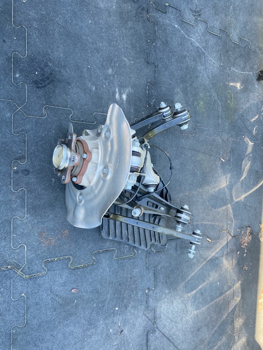 фото №11, Поворотный кулак рычаг подвешивание зад bmw 2 g42 3757km