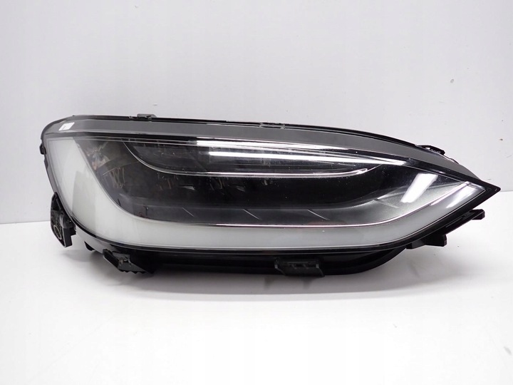фото №1, Лампа праві перед європа led 1034319-01-c tesla модель x 18r