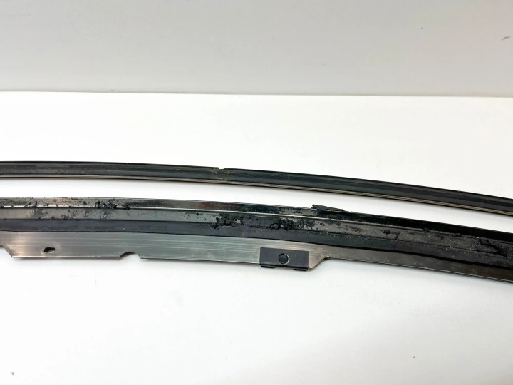 фото №9, Верхня молдинг передній скла mercedes-benz sl r129 a1296700621 32799497