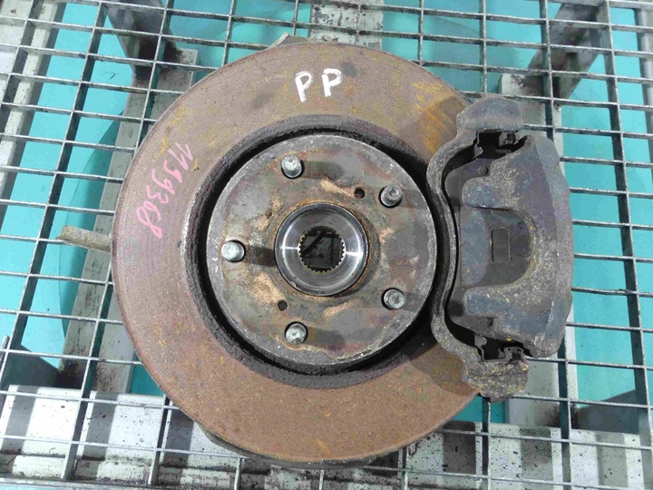 фото №1, Поворотна опора права ступиця перед 2.0 avensis iii t27