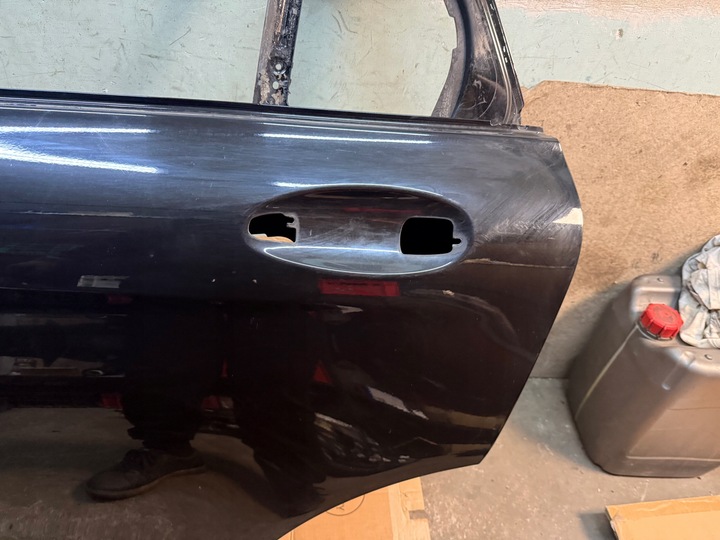 фото №14, Mercedes glc купе 253 w253 дверь левый зад цвет 197