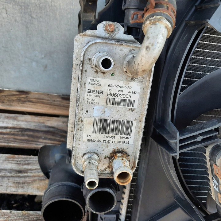 фото №9, Range rover evoque 2.2 автомат pas переднє радіатор комплект