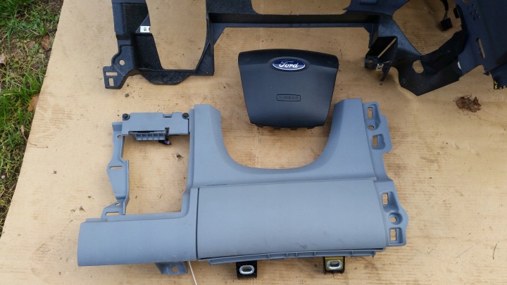 фото №7, Торпедо консоль подушки ремни датчик ford s-max