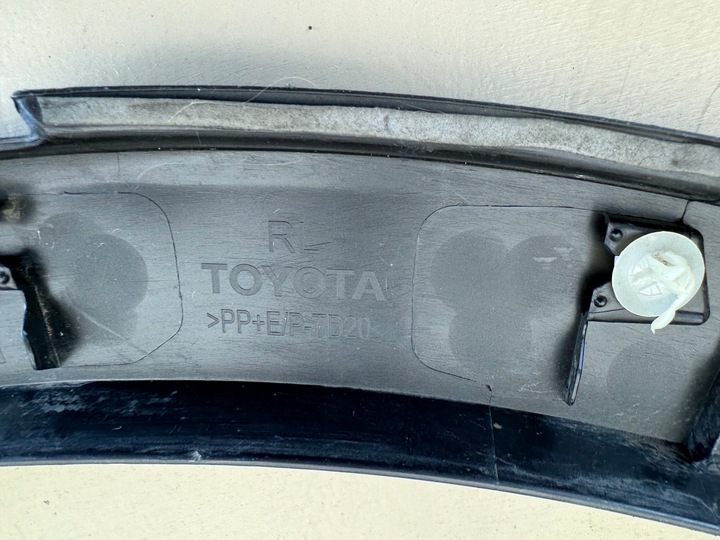 фото №9, Toyota chr c-hr 16-23r планка крила лівий зад ліва задня