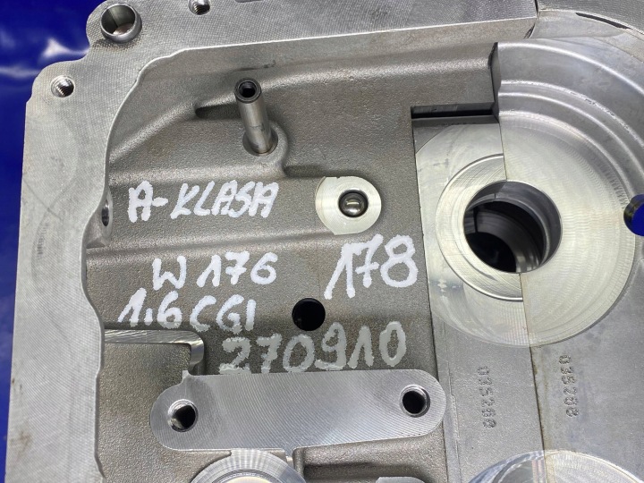 фото №16, Головка mercedes a160 w176 1.6 cgi 270910 m270 r2700160600 a2700160705