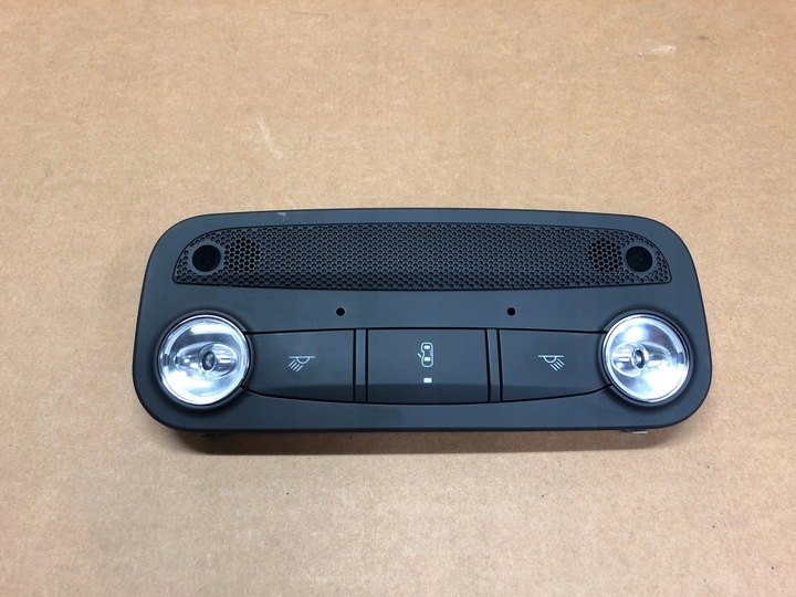 фото №1, Audi tt 8j лампа интерьера led 8j0947111