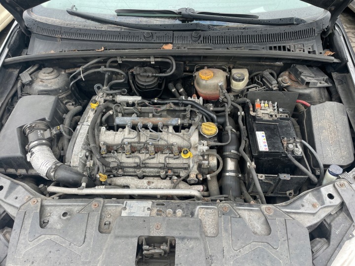фото №16, Fiat croma 1,9 multijet автомат колір 284 - запчастини