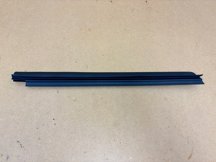 фото №3, Планка прокладка двері праві зад renault megane iv 4