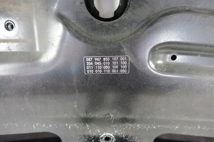 фото №12, Mercedes c-klasa w204 2007- кришка капот двигуна grad