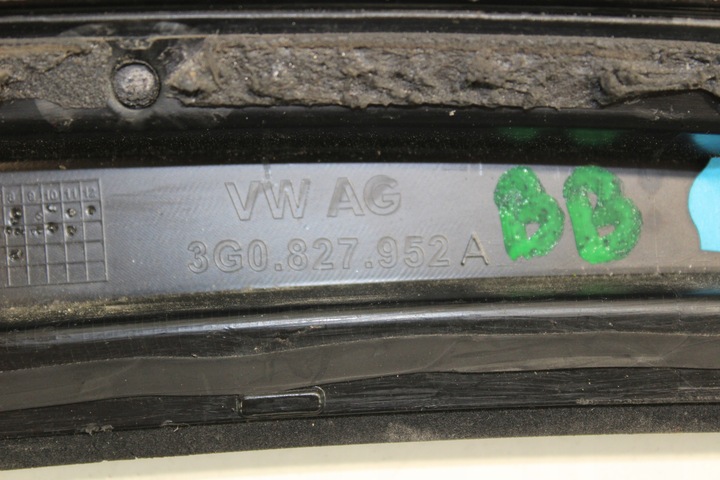 фото №5, Накладка спойлер кришки зад vw passat b8 3g0827952a