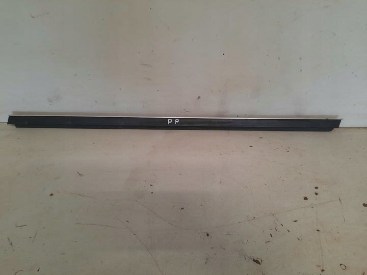 фото №5, Bmw520i e39 95-00 sedan планка zgarniającadrzwi перед правая хром 8185816