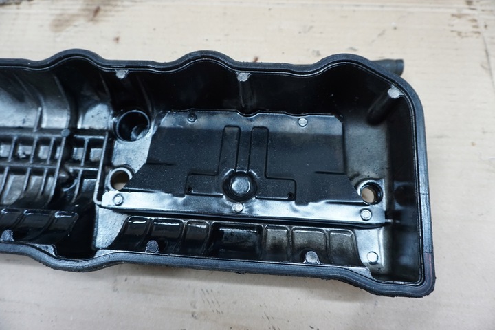 фото №7, Land cruiser 70 lj70 кришка клапанів головки 2,4 td 2l-t