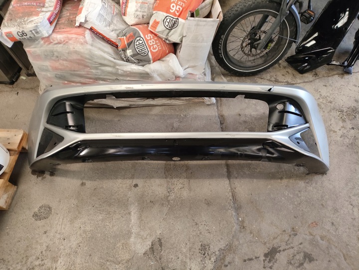 фото №1, Бампер перед переднее ferrari f12 812