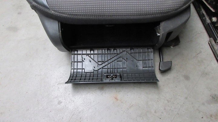 фото №9, Mercedes w211 сидіння оббивка сидіння диван нагрівання підігрів