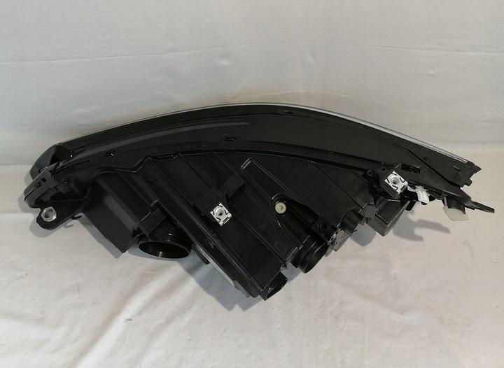 фото №3, Vw golf viii лампа фара праві повний led