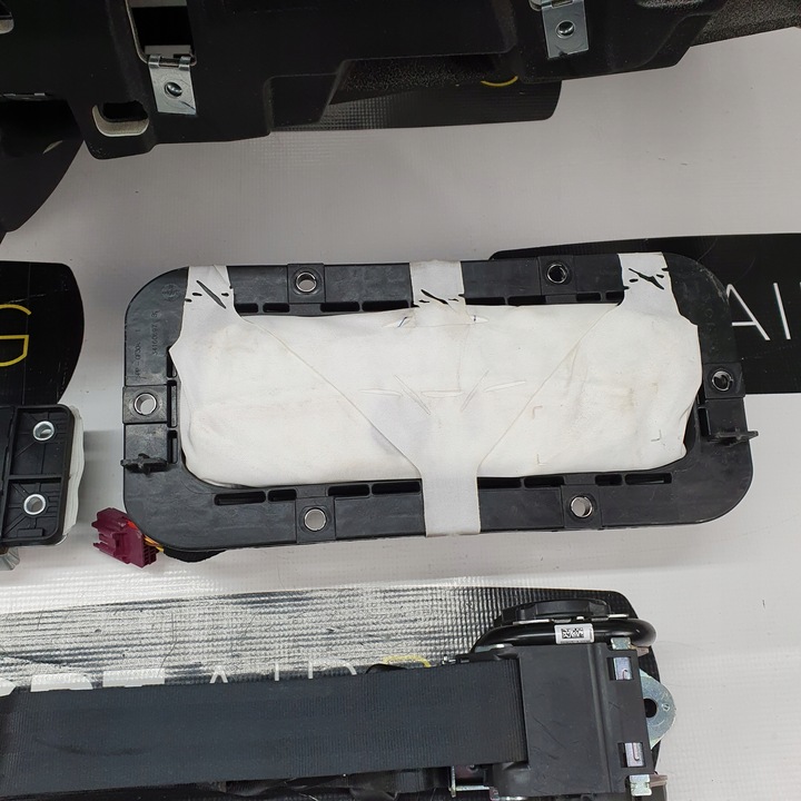 фото №8, Volvo v90 s90 панель консоль гумова накладка чорна подушки ремені подушка безпеки stare повернення