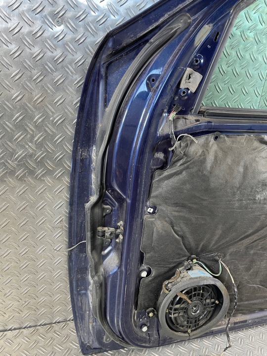 фото №10, Mercedes ml w163 рестайлінг 01- двері перед передні peawe 366