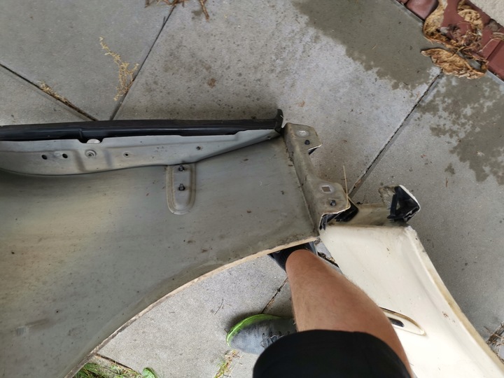 фото №9, Крило праві перед mercedes e w211 c623