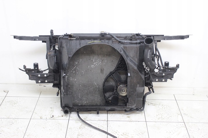 фото №4, Pas переднє радіатор navara d40 pathfinder r51 2005r- 2.5 dci автомат