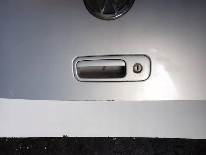 фото №8, Крышка задняя зад багажника vw golf iv 98r lb7z