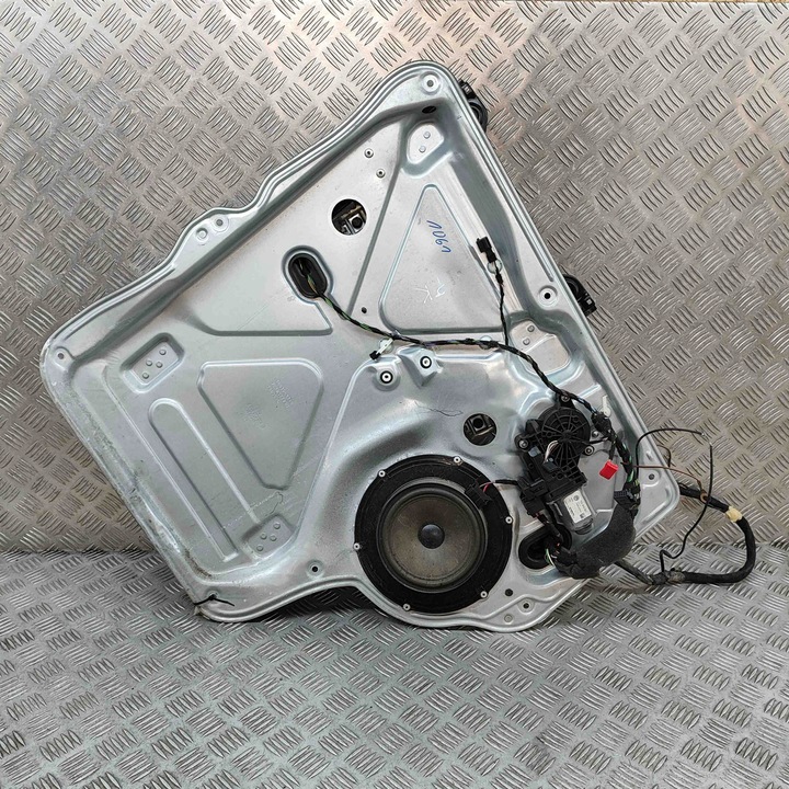 фото №1, Подъемник стекла левых передних дверь vw