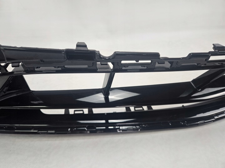 фото №11, Mercedes benz eqs amg v297 2021 - решётка спойлер бампера перед a2978852002