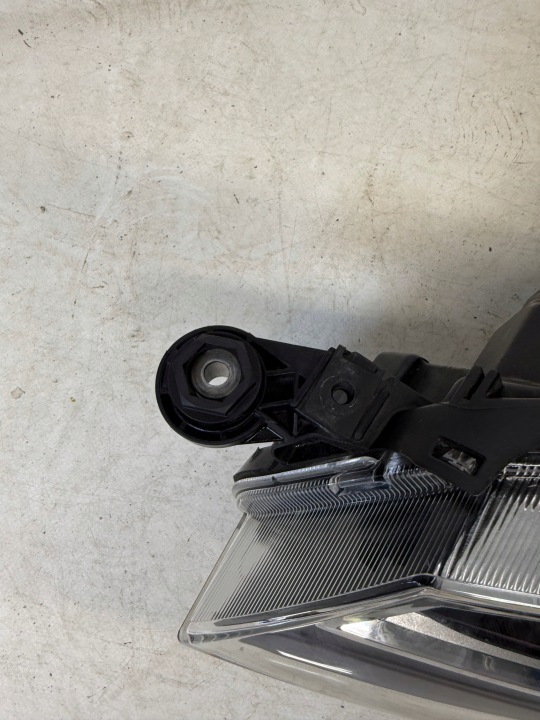 фото №14, Фара левые перед фара eu 6f1941007e seat ibiza v arona 6f led 90120772