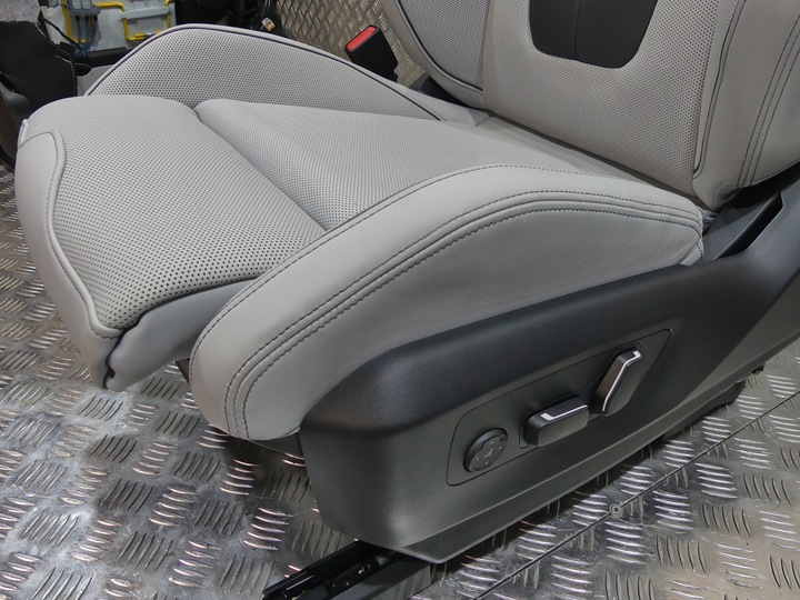 фото №9, Bmw m5 g90 g60 оббивка сидіння диван вентиляція масаж merino silverstone