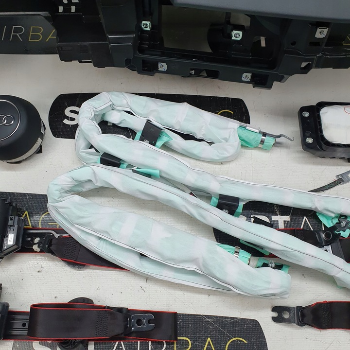 фото №9, Audi a3 8y панель консоль нова szyta подушки ремені подушка безпеки сірий нитка s3 rs3