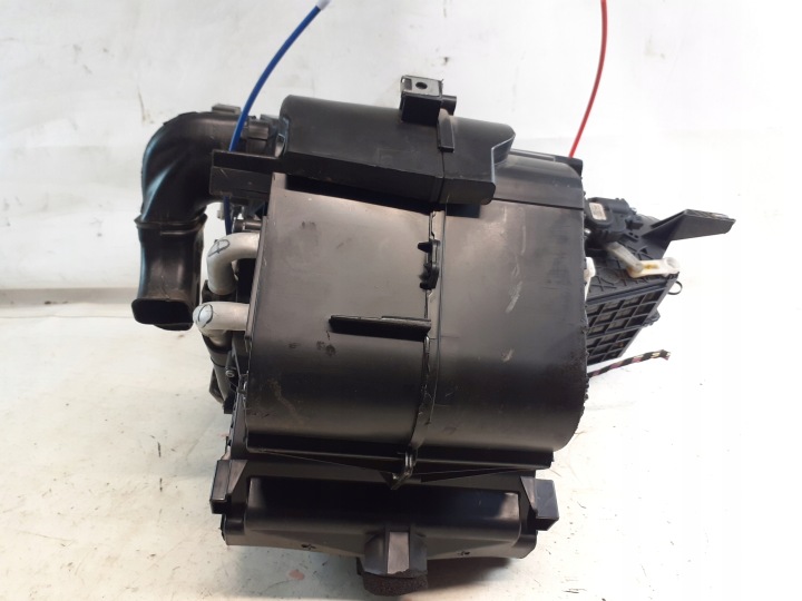 фото №6, Ford fiesta mk7 отопитель 8v51-18478-ap