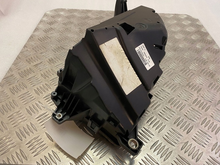 фото №9, Volvo xc90 2020 крышка коробка предохранителей 31398001